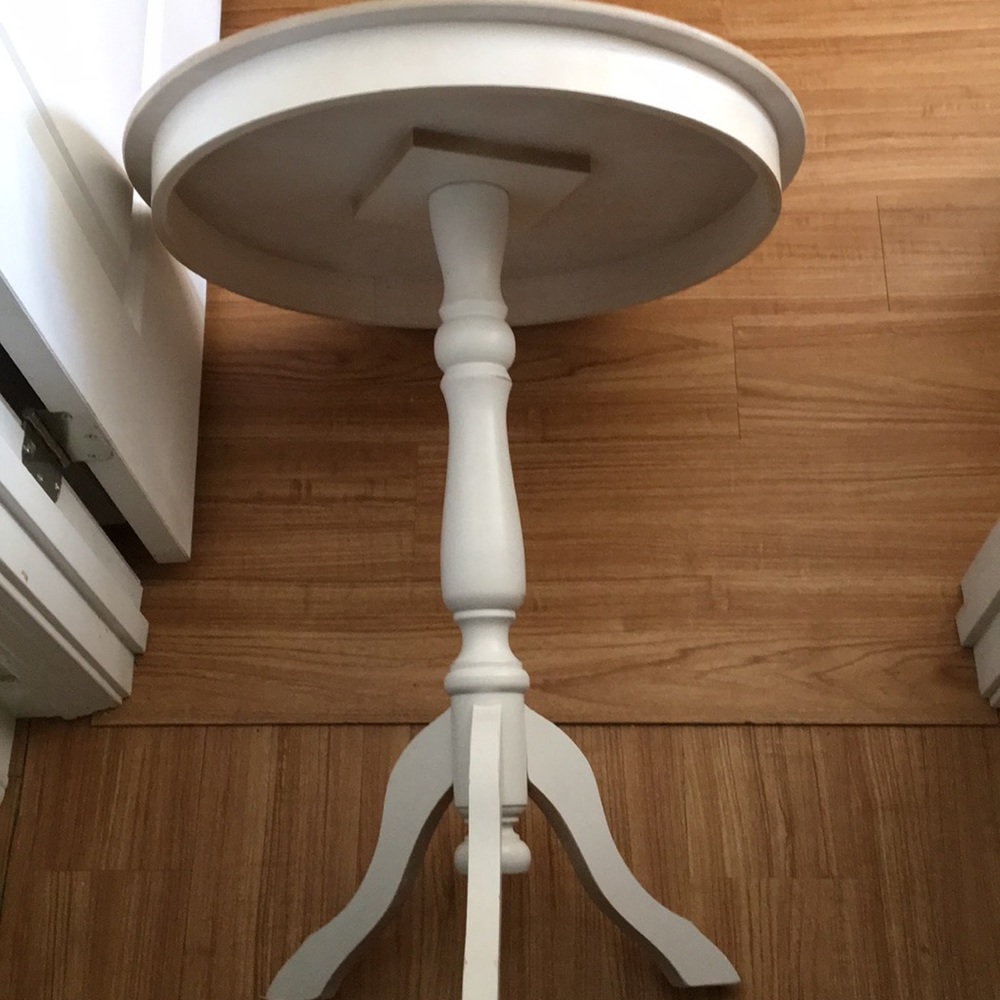 Table - Picture 3 of 3